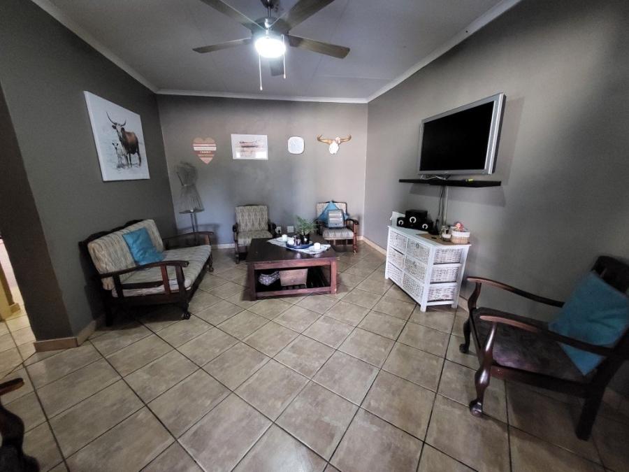 To Let 3 Bedroom Property for Rent in Brits North West